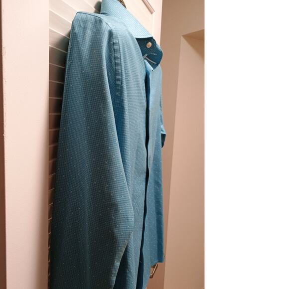 Preowned Circle of Gentlemen Button Down Dress Shirt - Size 16.5 / 42 Blue - Picture 3 of 16